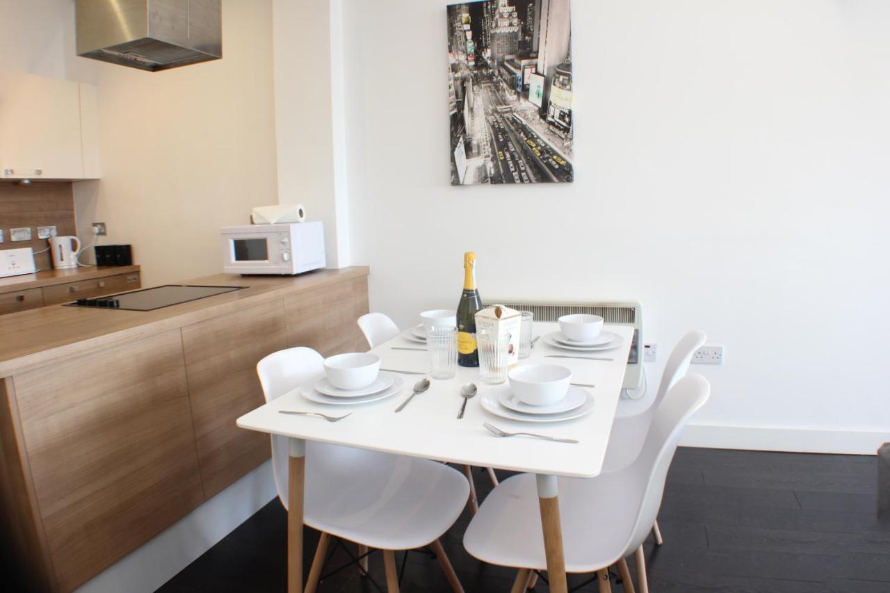 Canal Side Apartment By Serviced Living Liverpool Exteriér fotografie